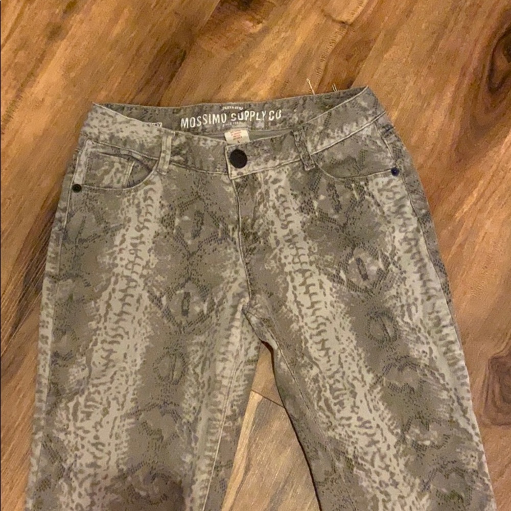 Mossimo Skinny jeans snake pattern jeggings sz 5